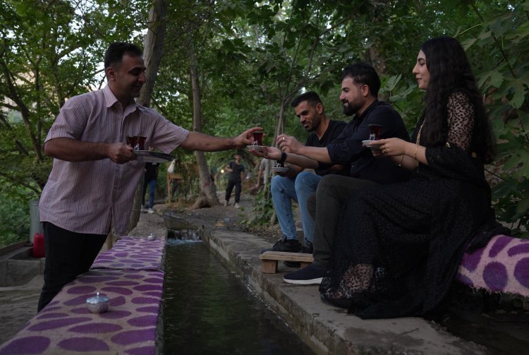 Çayxaneya Êraq – Îran li bajarokê Biyare