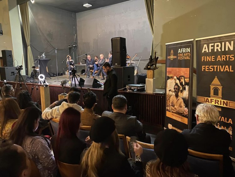 Festîvala Efrîn ya Şêwekarî li Almanyayê birêveçû