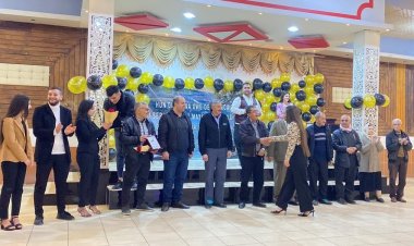 Kombenda Efrînê derçûyên zanîngehê xelat kirin