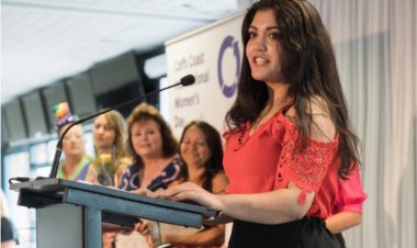 Keçeke Kurd Li Awistralya Dibe Seroka Yekîtiya Jinan