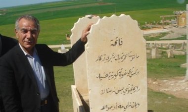 Em Qencên Xwe Jibîr Nakin: 66 Saliya Hemza Begê Miksî