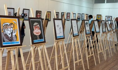 Romannivîsê Kurd Yê Mezin Yaşar Kemal Li Silêmaniyê Ye