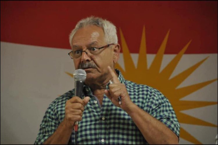 Kesayetiyê naskirî û xebatkarekî netewî koça dawî kir