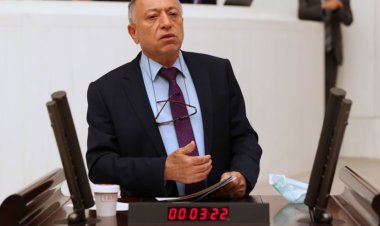 `Rewanşad Mam Celal hertim di xema yekitiya kurdan de bûye`