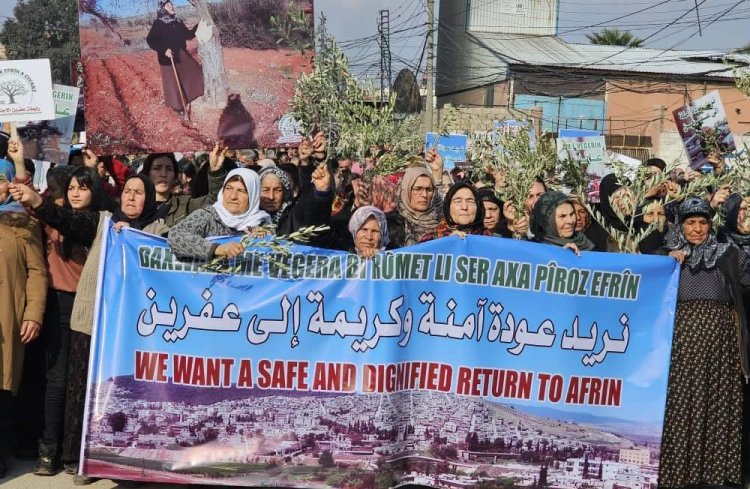Koçberên Efrînê daxwaza vegera Efrînê dikin