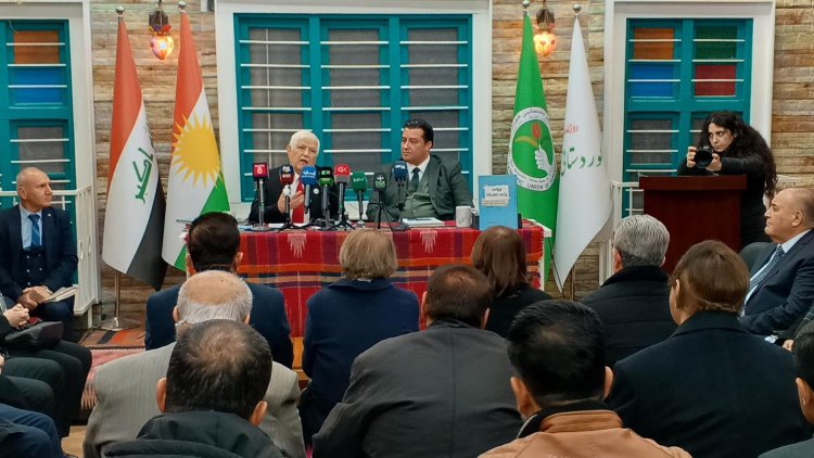 Pirtûka nameyên Mam Celal li Salona Kurdistanî Nwê hat nasandin