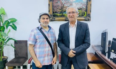 Hunermend Omer Şan serdana Hunermend Enwer Qeredaxî kir