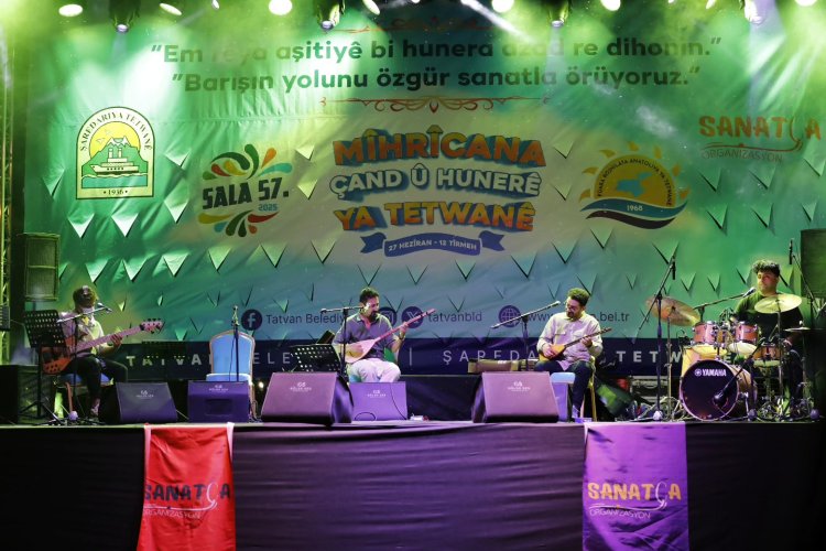 Li bajarê Tetwanê 57mîn Festîvala Çand û Hunerê destpê kir