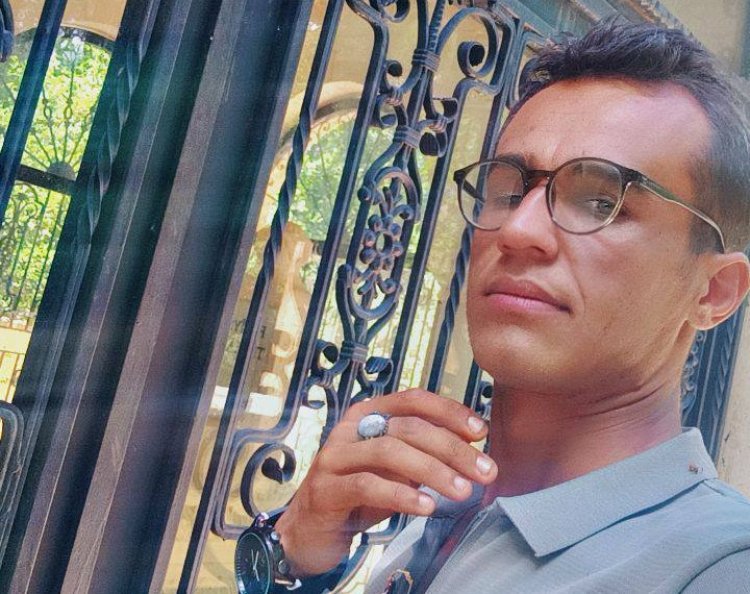 Feqîyê Teyran yek ji helbestvanên herî girîng ên edebiyata klasîke