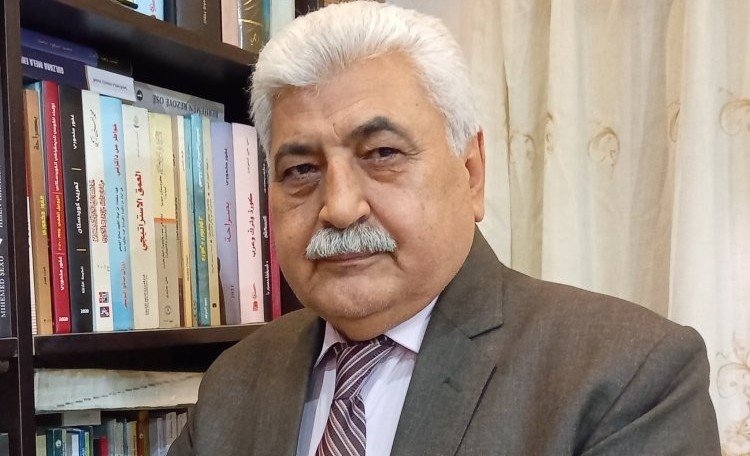 Dilawerê Zengî pirtûka xwe ya bi sernavê "Dîroka Botanê" derxist