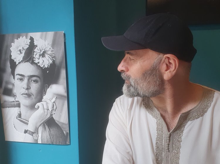 Li Qehwexaneya Camus li Bonnê