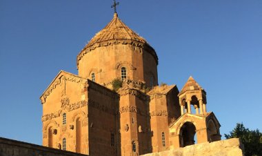 Çima Kurd Dêra Extemarê bi navê (Metran Îsa) bilind dinirxînin ?!