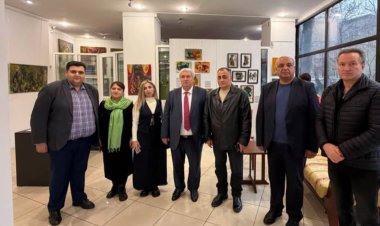 Li Almata pêşangeha hunermend Omran Şêxmûs vebû