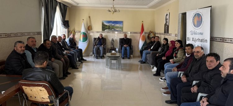 Encûmena Penaberên Kurdên Rojava rewşa penaberan gotûbêj kirin