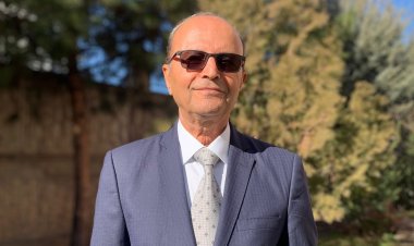 Gelo Yekem Çîroka Modern a Kurdîya Kurmancî Kîjan e?